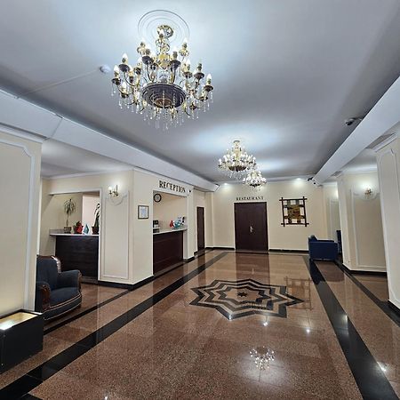 Yassy Hotel, Turkistan 外观 照片