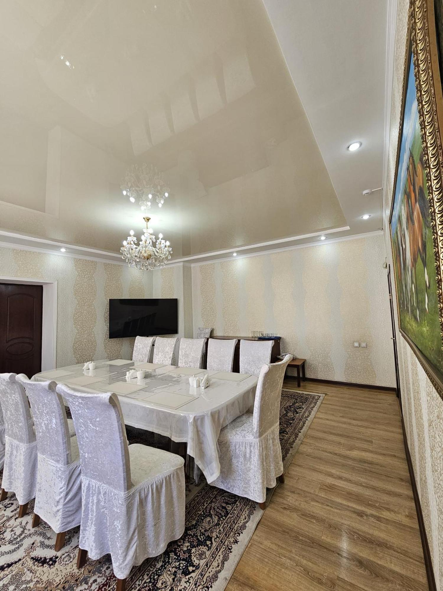 Yassy Hotel, Turkistan 外观 照片