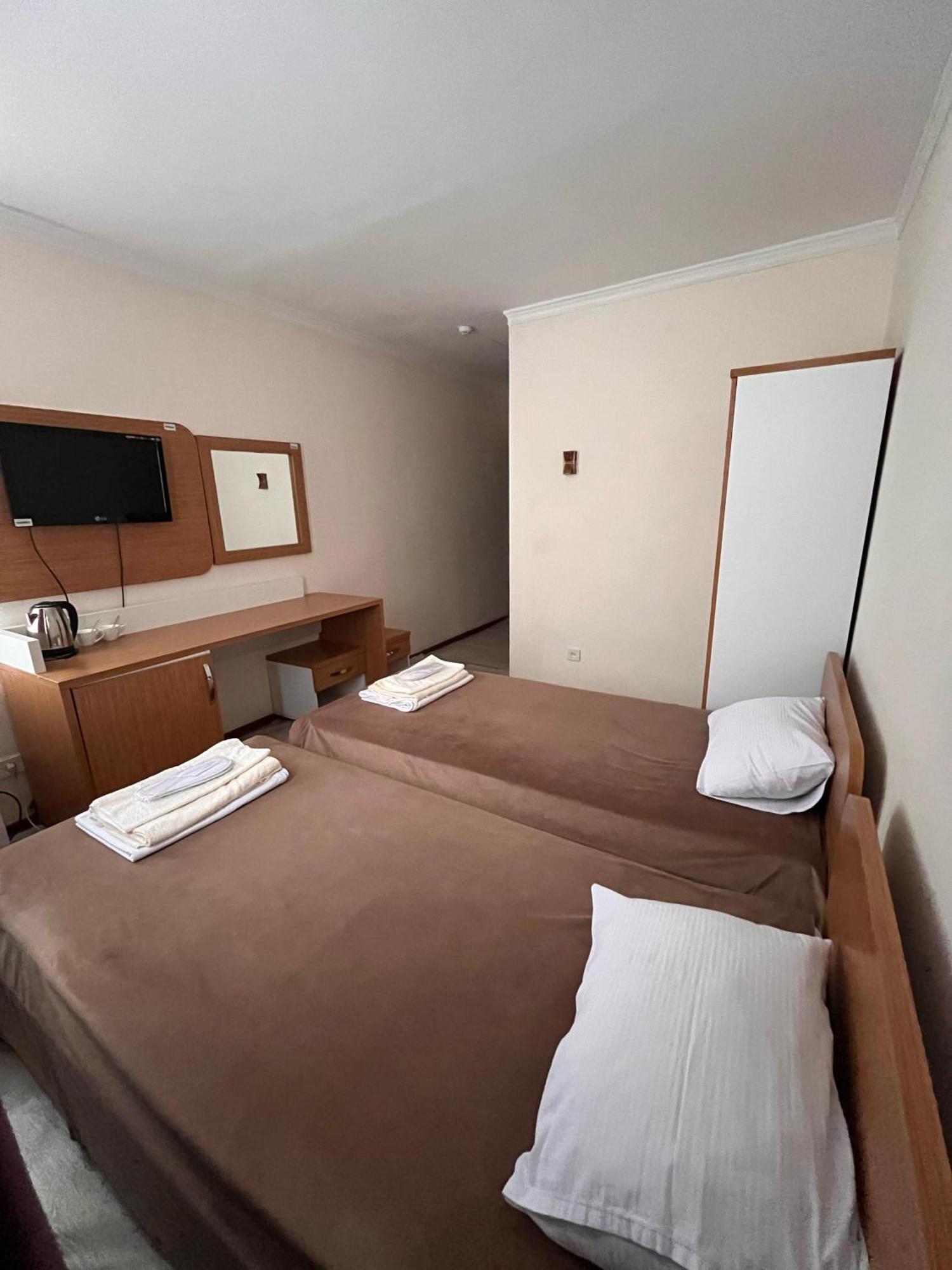 Yassy Hotel, Turkistan 外观 照片