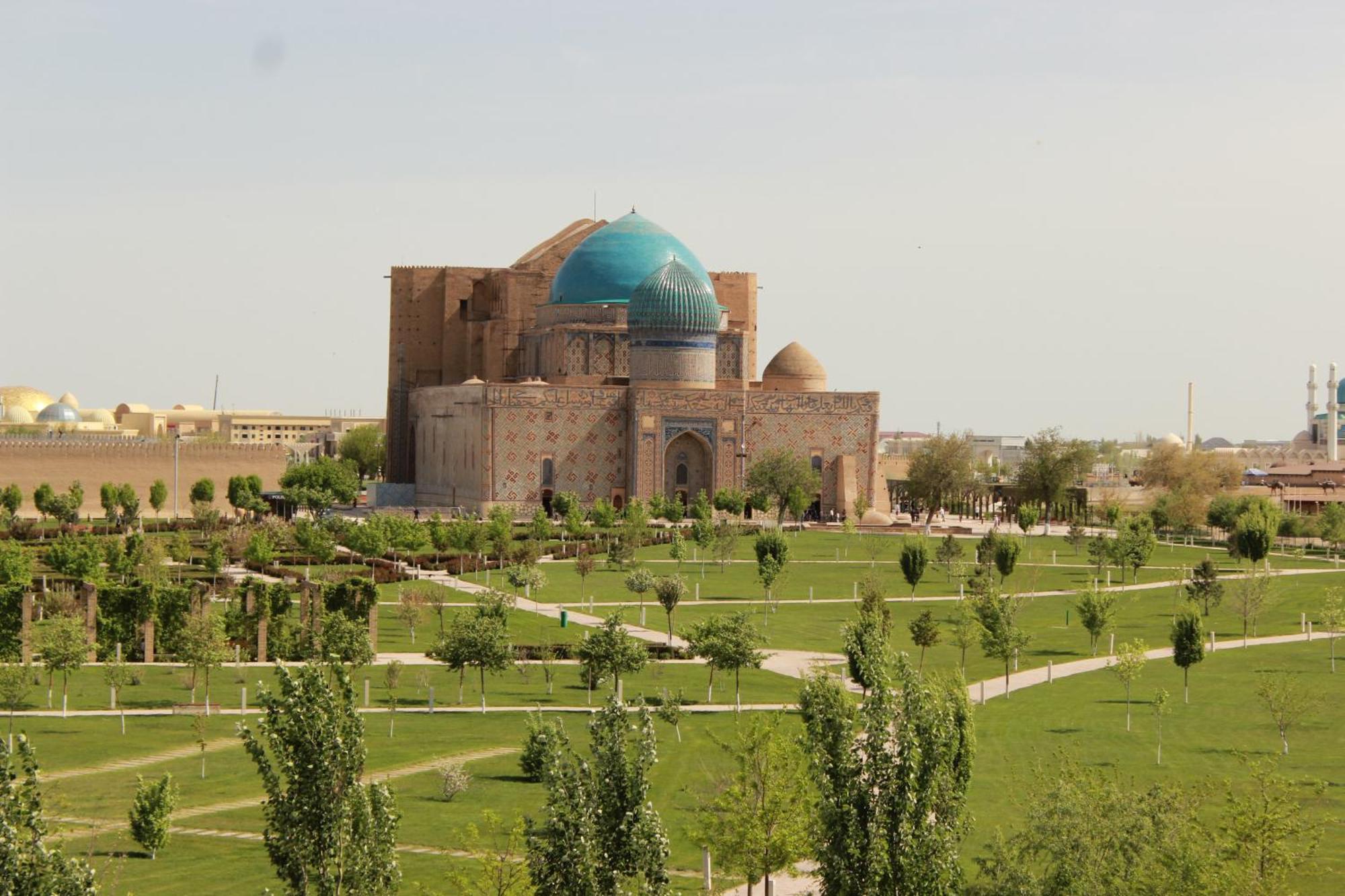 Yassy Hotel, Turkistan 外观 照片